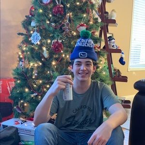 Meet your Posher, Garrett